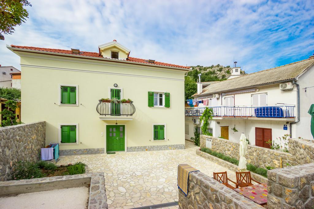 Apartment Barbina Kastelina Sveti Juraj Buitenkant foto