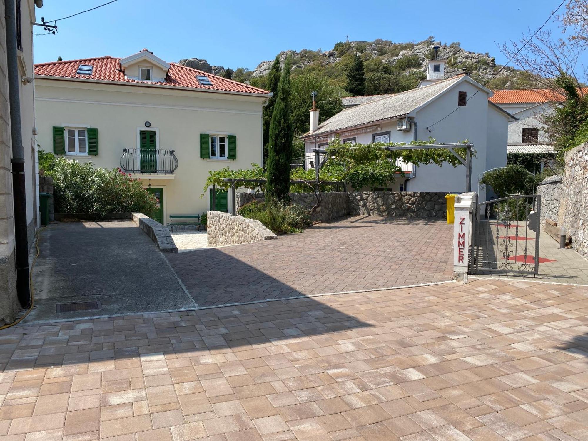 Apartment Barbina Kastelina Sveti Juraj Buitenkant foto