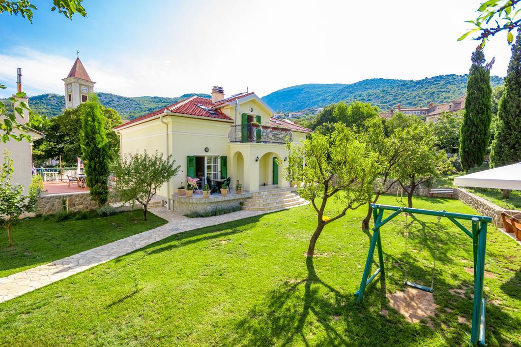 Apartment Barbina Kastelina Sveti Juraj Buitenkant foto