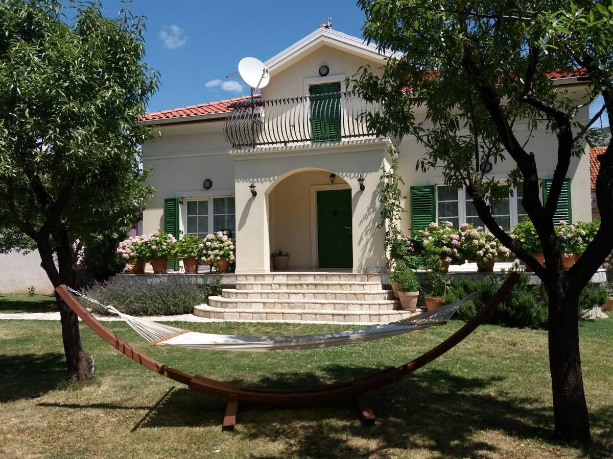Apartment Barbina Kastelina Sveti Juraj Buitenkant foto
